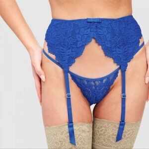 NWT Frederick's of Hollywood Garter Belt Womens Jessica Lace Princess Blue